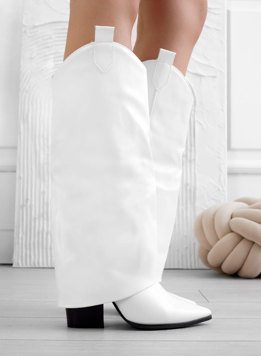 DILETTA - Stivali bianchi camperos con risvolto e tacco alto - Image 5